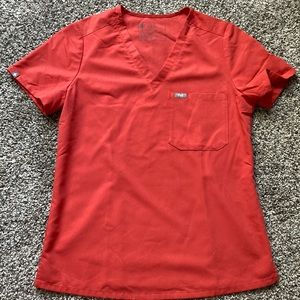 FIGS Clay One Pocket Scrub Top